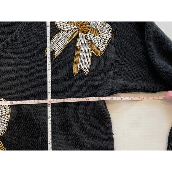 VTG Victoria Harbour Black Beaded V-Neck Holiday Sweater Gold Silver Bows M - Picture 7 of 10